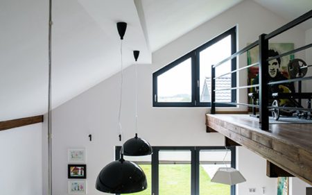 fenêtre trapèze OKNOPLAST
